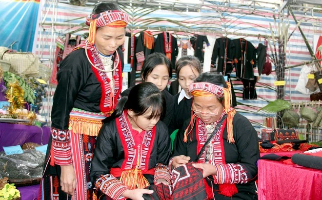 Đất Ngọc Lục Yên - điểm đến hấp dẫn ảnh 1