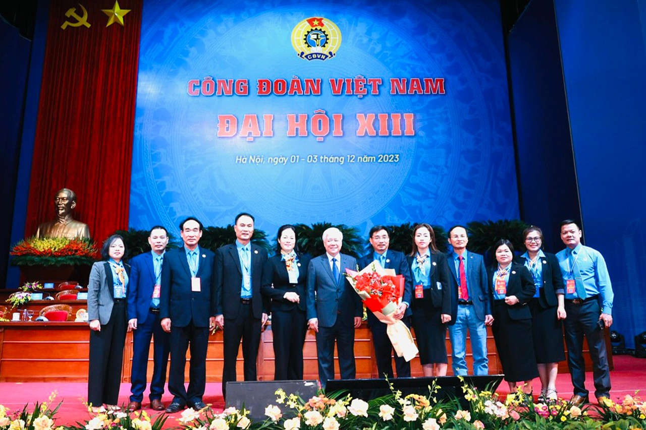 Đại hội XIII Công đoàn Việt Nam, nhiệm kỳ 2023 - 2028 thành công tốt đẹp: Đề ra 8 nhóm chỉ tiêu hàng năm ảnh 1 Đại hội XIII Công đoàn Việt Nam, nhiệm kỳ 2023 - 2028 thành công tốt đẹp: Đề ra 8 nhóm chỉ tiêu hàng năm ảnh 1