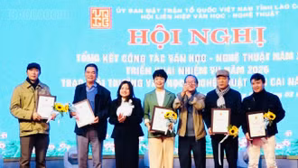 Trao Giải thưởng văn học - nghệ thuật tỉnh Lào Cai năm 2025