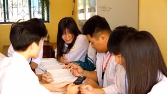 Quản lý việc sử dụng điện thoại của học sinh trong trường học 