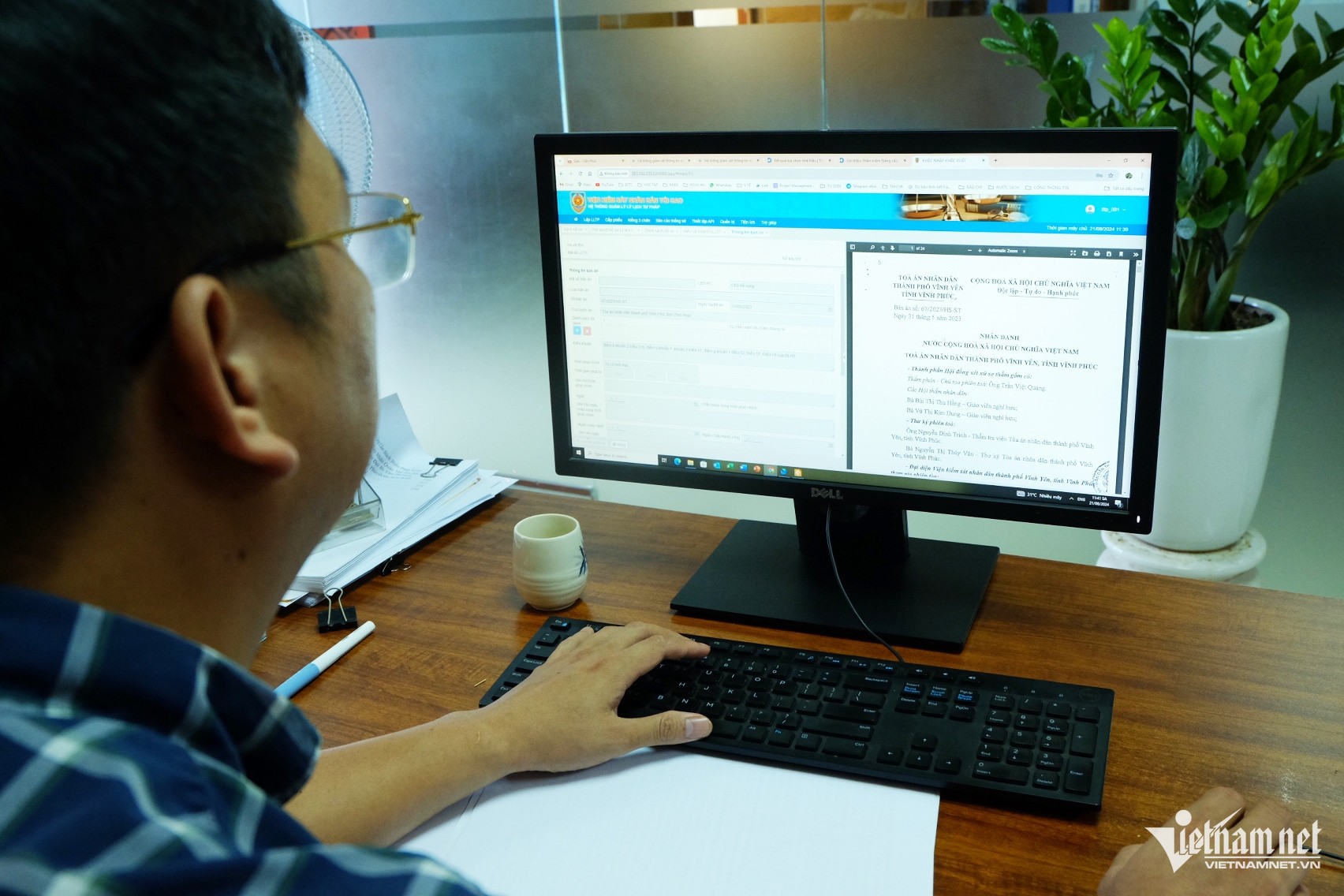 Công nghệ AI được ứng dụng vào việc bóc tách thông tin từ các tài liệu đã được số hóa. 6-26-6158.jpg
