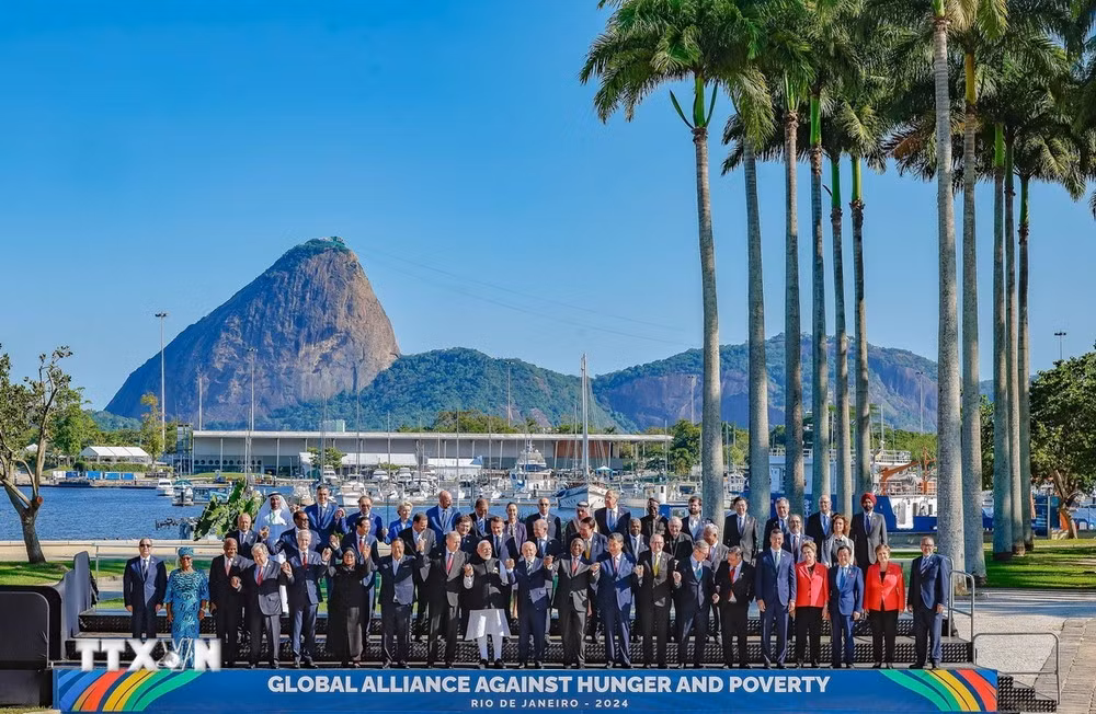 Các nhà lãnh đạo chụp ảnh chung tại Hội nghị thượng đỉnh G20 ở Rio De Janeiro, Brazil.