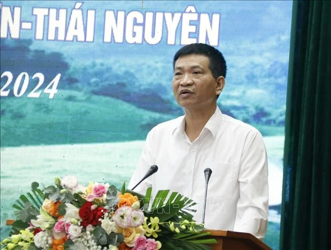 Phó Giám đốc Sở Văn hóa, Thể thao và Du lịch tỉnh Bắc Giang Nguyễn Sĩ Cầm phát biểu đề dẫn tại hội thảo.