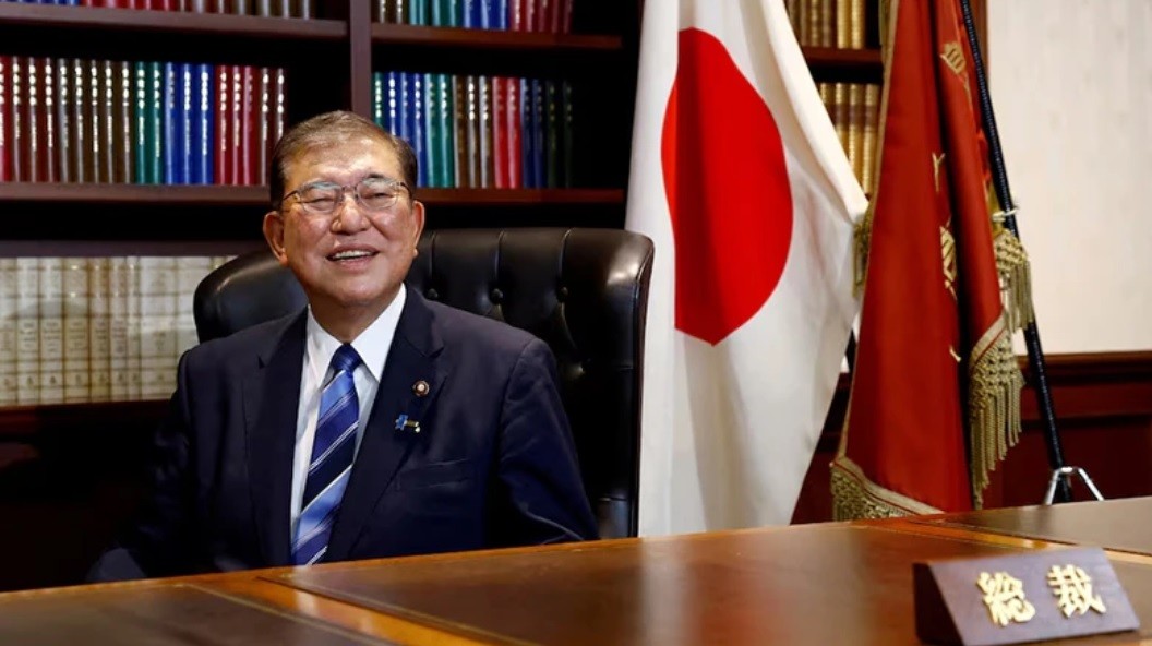 Tân Chủ tịch LDP Ishiba Shigeru tại văn phòng của ông ở Tokyo, ngày 27/9/2024. 1.jpg