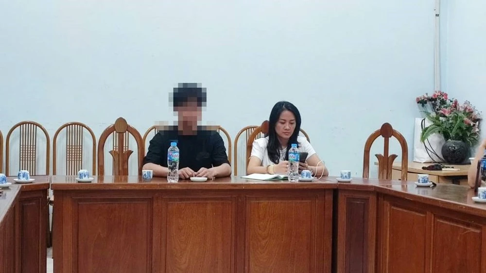 Nam thanh niên đã xin lỗi vì hành vi của mình.