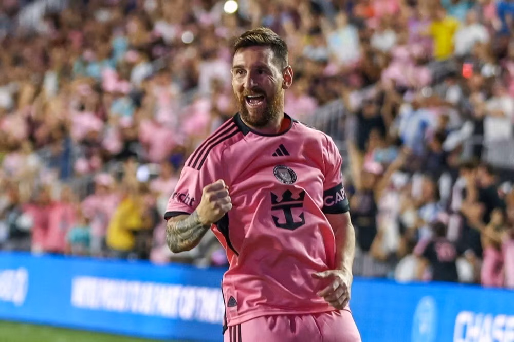 Lionel Messi tỏa sáng giúp Inter Miami lập kỷ lục.
