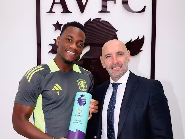 Duran và Monchi có mối quan hệ gần gũi.