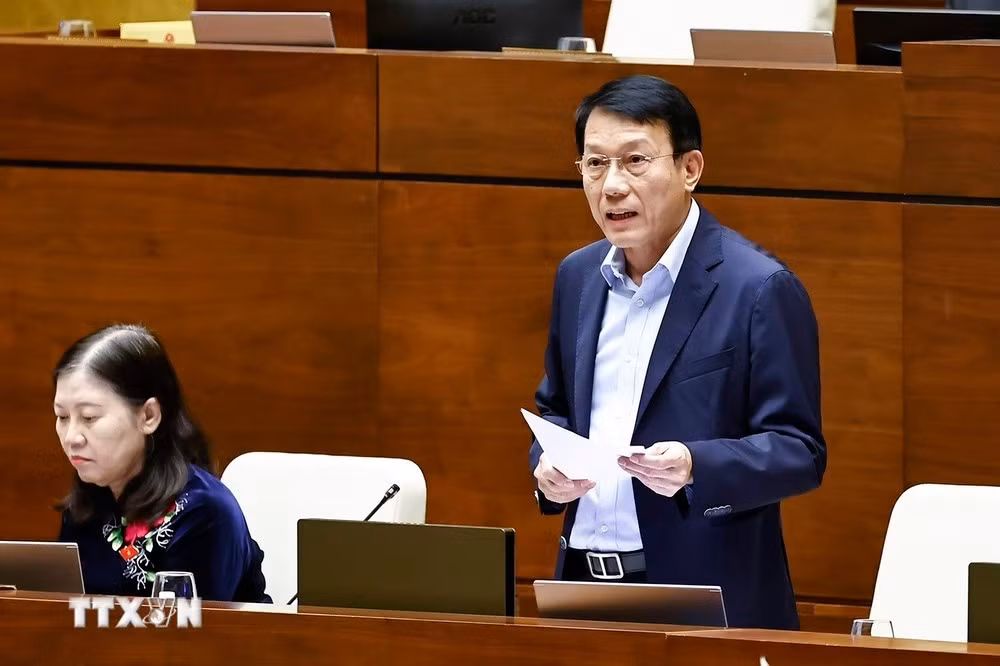 Bộ trưởng Bộ Công an Lương Tam Quang giải trình, làm rõ một số vấn đề đại biểu Quốc hội nêu.