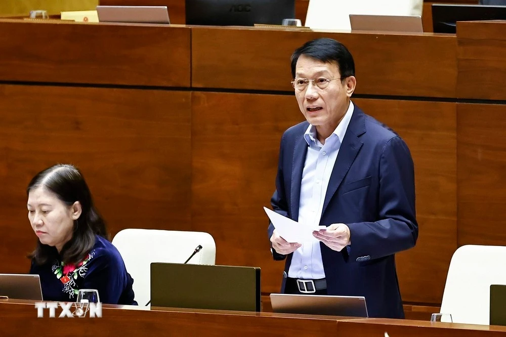 Bộ trưởng Bộ Công an Lương Tam Quang giải trình, làm rõ một số vấn đề đại biểu Quốc hội nêu.