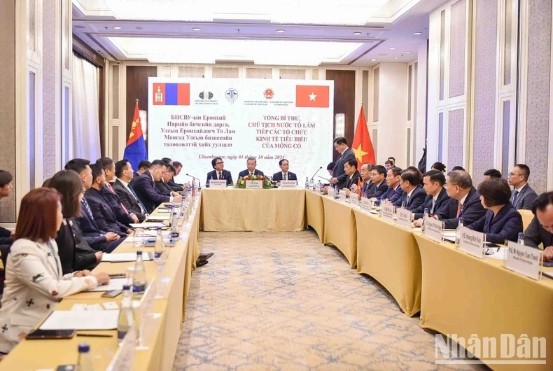 Quang cảnh buổi tiếp.