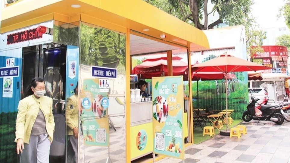Nhà vệ sinh công cộng tại khu đất số 8-12 Lê Duẩn, Quận 1, TP Hồ Chí Minh. 5-4359-2054.jpg