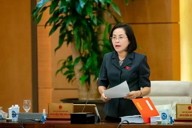 Phó Chủ tịch Quốc hội Nguyễn Thị Thanh phát biểu tại phiên họp.