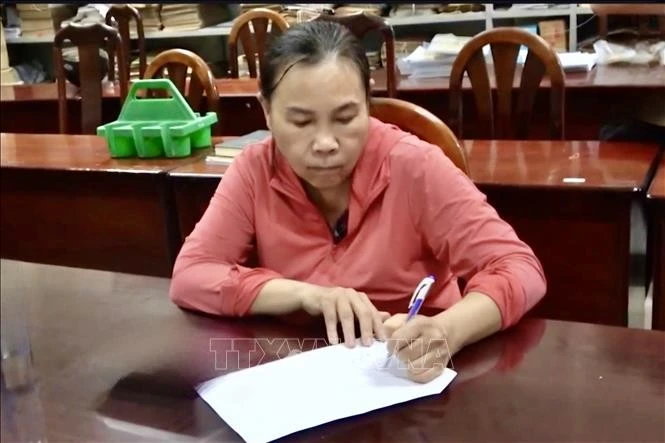 Đối tượng Nguyễn Thị Hường tại Cơ quan điều tra Công an Thành phố Hồ Chí Minh.