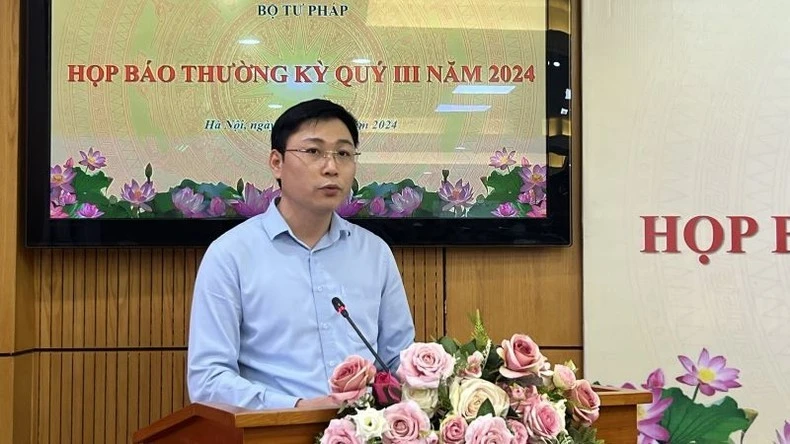 Chánh Văn phòng Bộ Tư pháp Đỗ Xuân Quý thông tin về kết quả công tác tư pháp quý III.