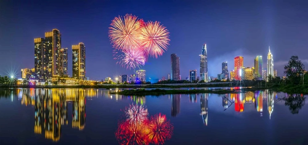 Thành phố Hồ Chí Minh giành giải “Điểm đến du lịch doanh nhân hàng đầu châu Á” và “Điểm đến lễ hội và sự kiện hàng đầu châu Á”.