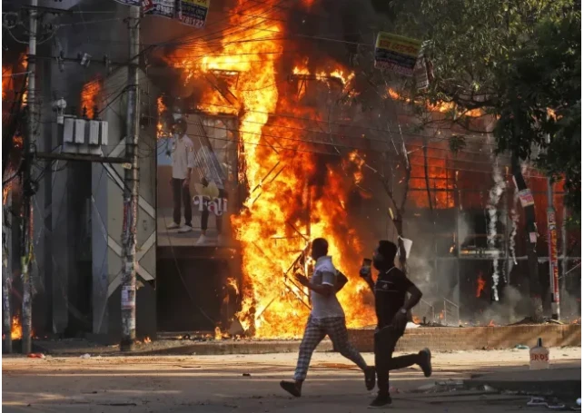 Biểu tình bạo loạn tại Bangladesh đã khiến hơn 1.000 người thiệt mạng.