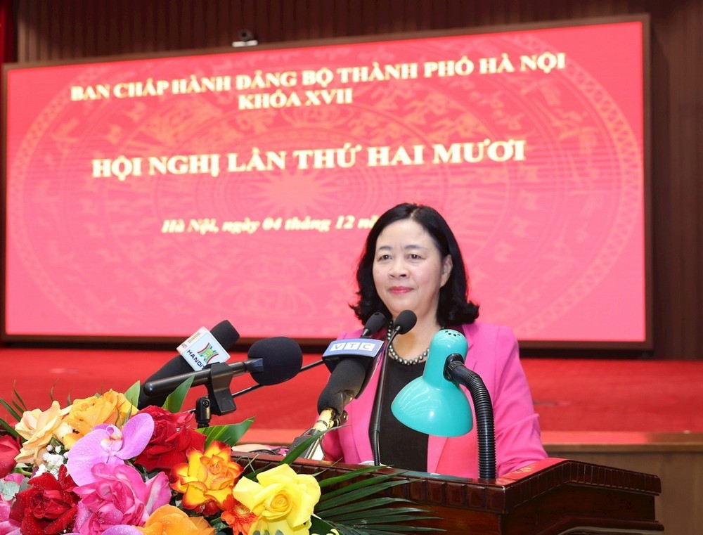 Bí thư Thành ủy Bùi Thị Minh Hoài phát biểu khai mạc hội nghị. Bí thư Thành ủy Bùi Thị Minh Hoài phát biểu khai mạc hội nghị.