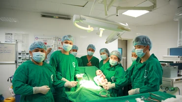 Bệnh viện Sản - Nhi tỉnh Lào Cai đón em bé IVF đầu tiên chào đời