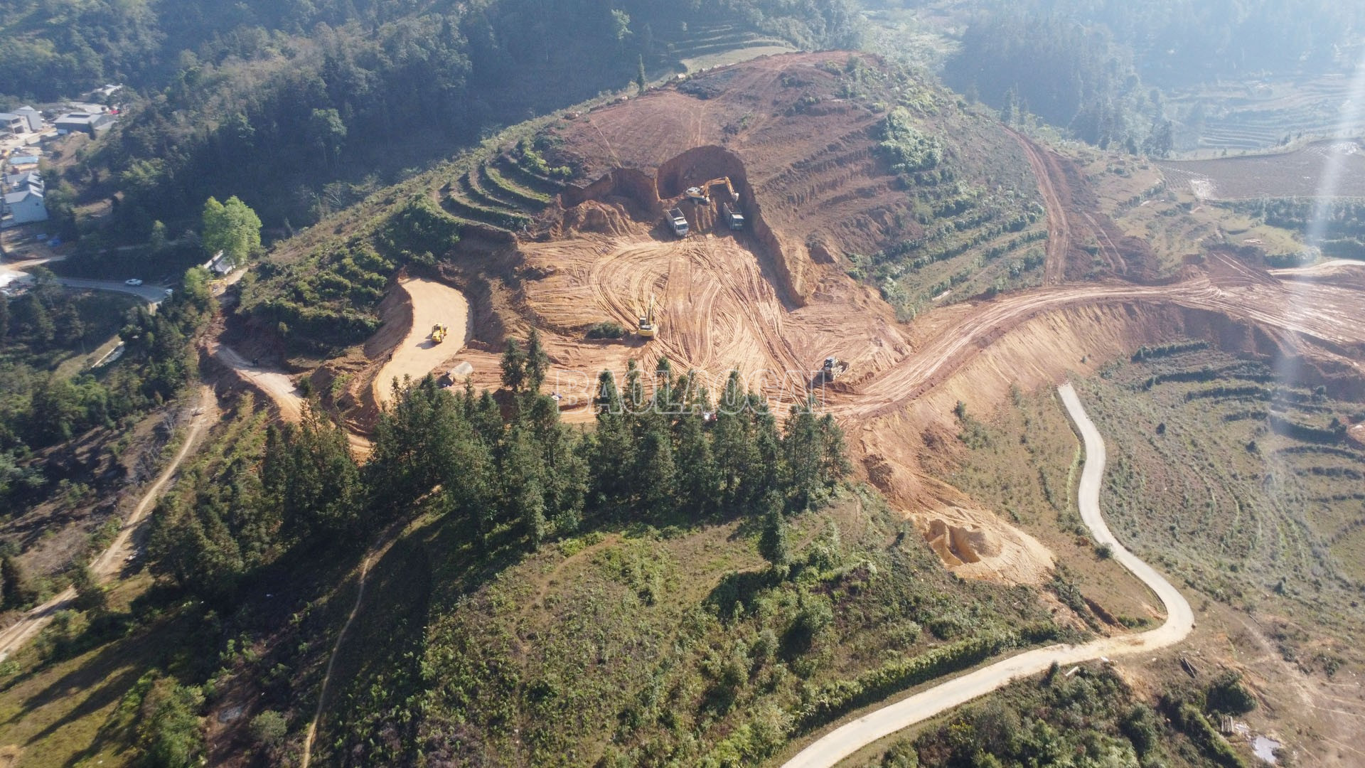 The site for the Pha Long Ethnic Boarding Primary and Secondary School Project is gradually taking shape. baolaocai-c_dji-0092.jpg