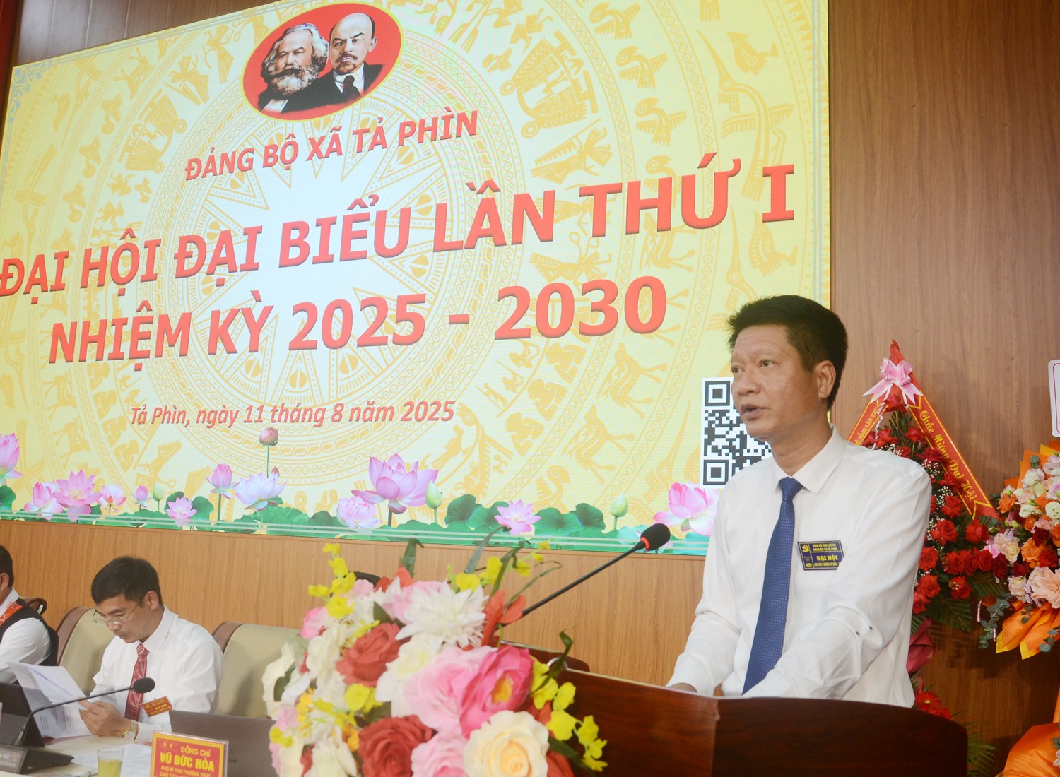 Đồng chí Nguyễn Thế Phước - Ủy viên Ban Thường vụ Tỉnh ủy, Phó Chủ tịch Thường trực UBND tỉnh phát biểu chỉ đạo tại Đại hội. dsc-3956.jpg