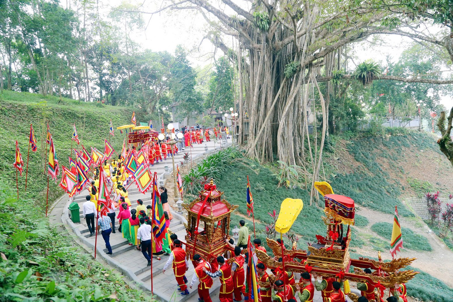 Đền Thượng tại Lào Cai. z6376875523867-79a0f8e8301cfa57b01fe1139dee1033.jpg