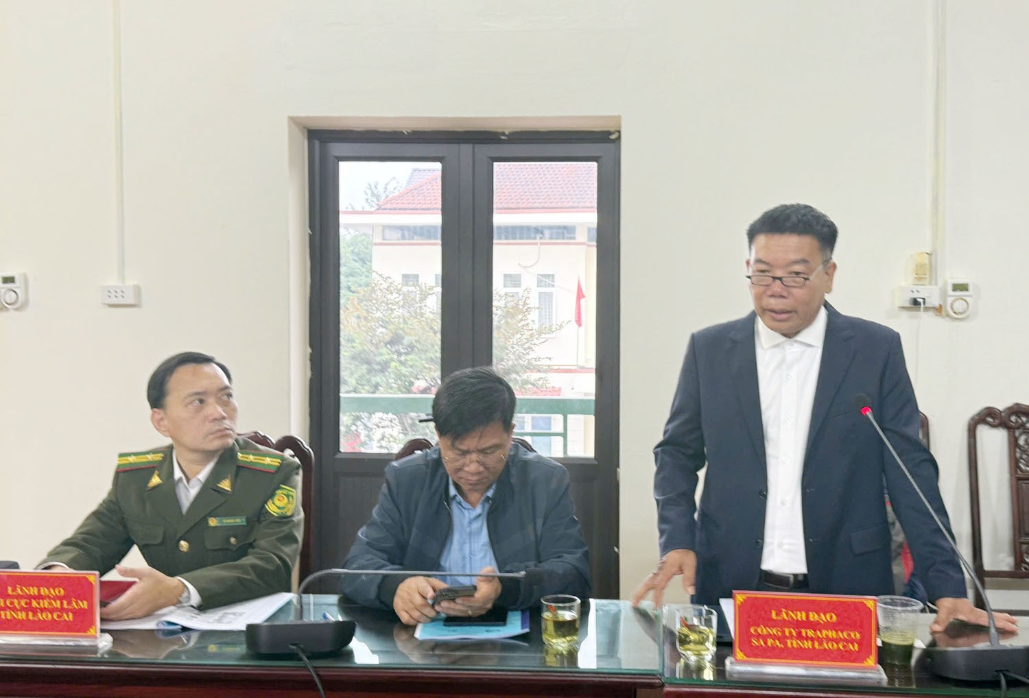 نمایندهای از شرکت Traphaco Sa Pa در مورد مسیر توسعه آینده محصولات دارویی صحبت کرد. z7332993203235-5982c5cd22a56d82c222164a69f3ddf7.jpg