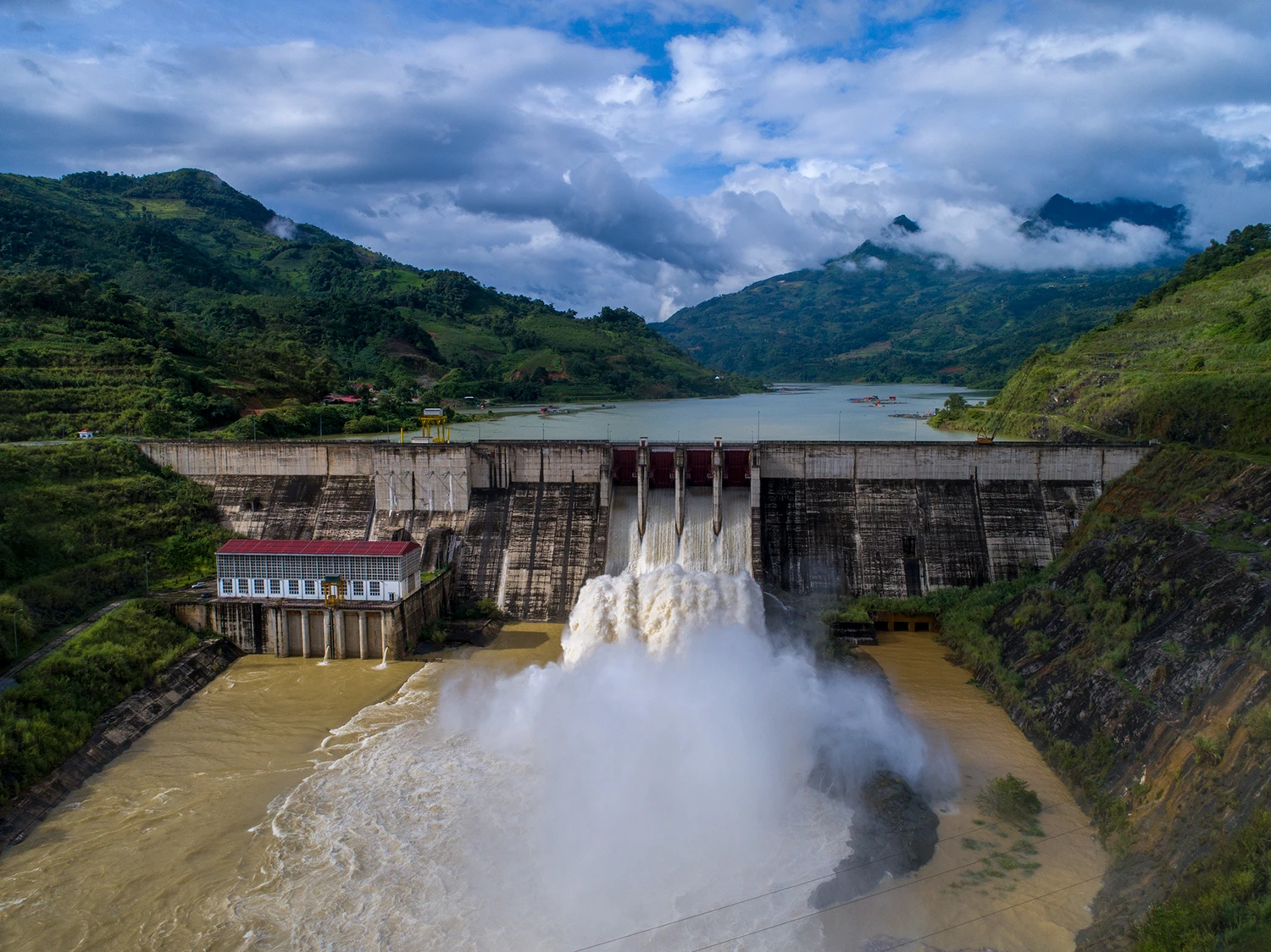 Thủy điện Bắc Hà.