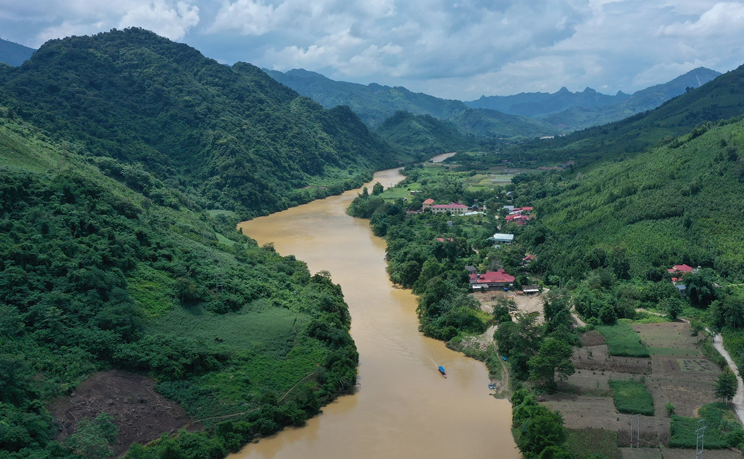 Trù phú làng ven sông Chảy tại Bảo Nhai (Bắc Hà).