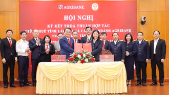 Đồng hành cùng hộ kinh doanh trong bước chuyển mới