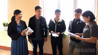 "Cánh cửa" thoát nghèo bền vững