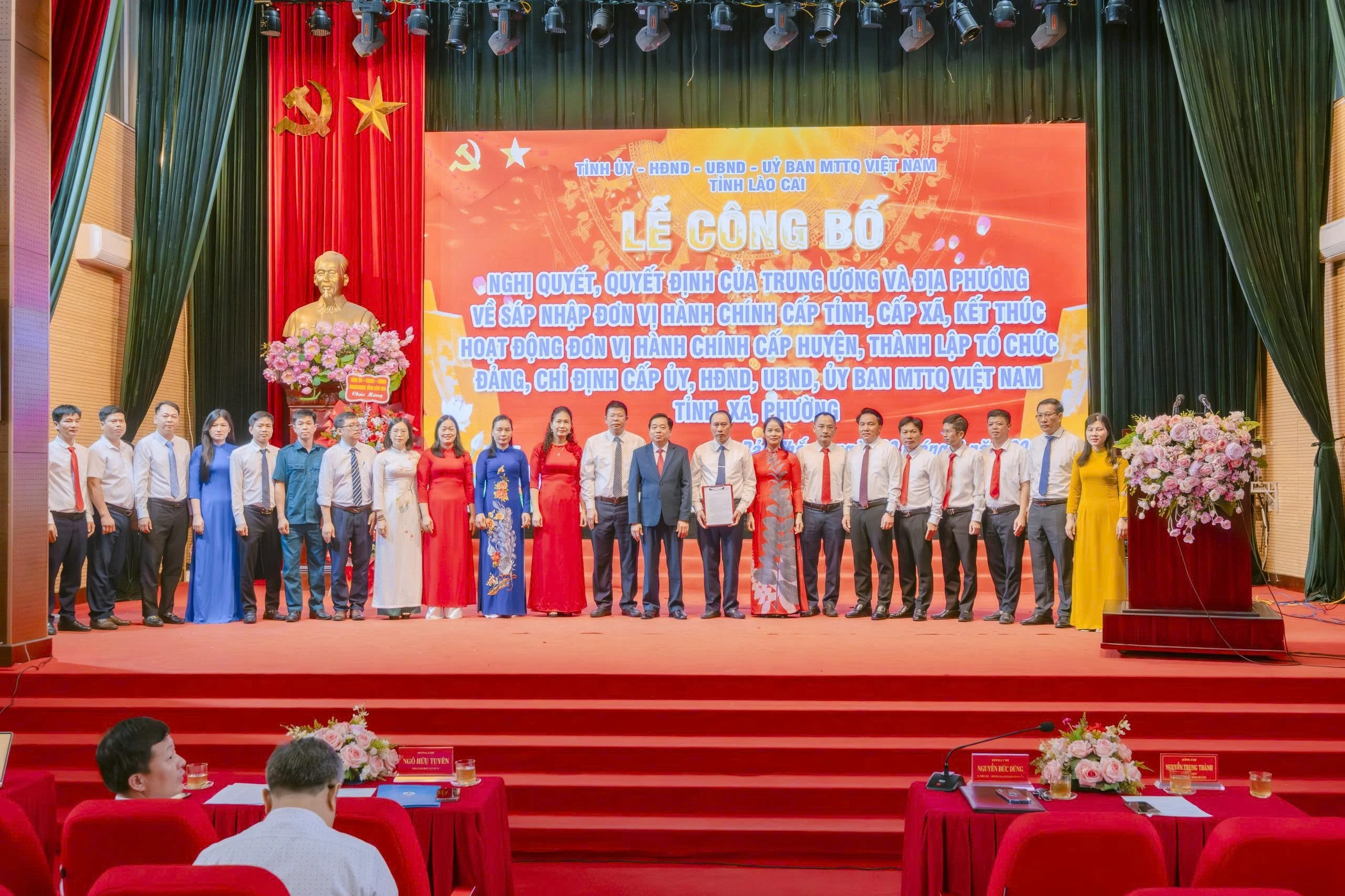 Ra mắt Ban Chấp hành Đảng bộ xã Bảo Thắng.