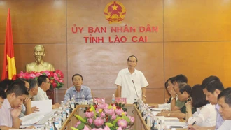 Đoàn kiểm tra của Ủy ban Quốc gia phòng, chống AIDS và phòng, chống tệ nạn ma túy, mại dâm làm việc với tỉnh Lào Cai