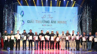 Nhạc sỹ Phùng Chiến đoạt Giải B Giải thưởng Âm nhạc năm 2020