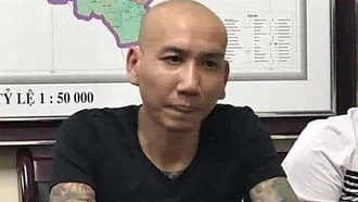 "Giang hồ mạng" Phú Lê và đàn em chuẩn bị hầu tòa