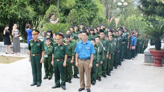 Gần 90 học sinh tham gia Lớp học kỳ trong quân đội – hè 2016