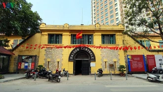 Hà Nội mở tour du lịch đêm khám phá Di tích Nhà tù Hỏa Lò