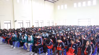 Tuyên truyền về biển, đảo và thu hút nguồn lực vào Học viện Hải quân