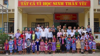 Phát huy giá trị văn hoá cội nguồn trên không gian thực tế ảo