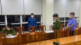 Bắt thêm đội trưởng trạm thu phí vụ "ăn tiền" cho xe quá tải lên cao tốc 