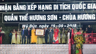 Lễ đón nhận bằng xếp hạng di tích Quốc gia đặc biệt quần thể Hương Sơn - chùa Hương