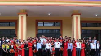 Chủ nhiệm Ủy ban Kiểm tra Trung ương Trần Cẩm Tú dự ngày hội đại đoàn kết toàn dân tộc tại huyện Văn Bàn