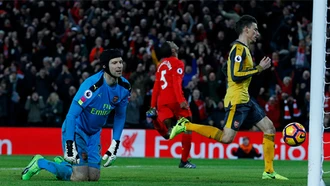 Petr Cech thừa nhận Arsenal hết cửa vô địch Ngoại hạng Anh