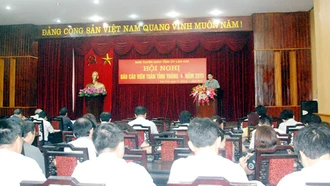 Hội nghị báo cáo viên toàn tỉnh tháng 4/2015