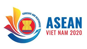 Công bố kết quả thi sáng tác tranh cổ động Tuyên truyền - Văn hóa Năm Chủ tịch ASEAN 2020