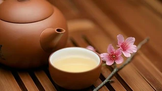 Tản mạn chén trà Việt đầu Xuân
