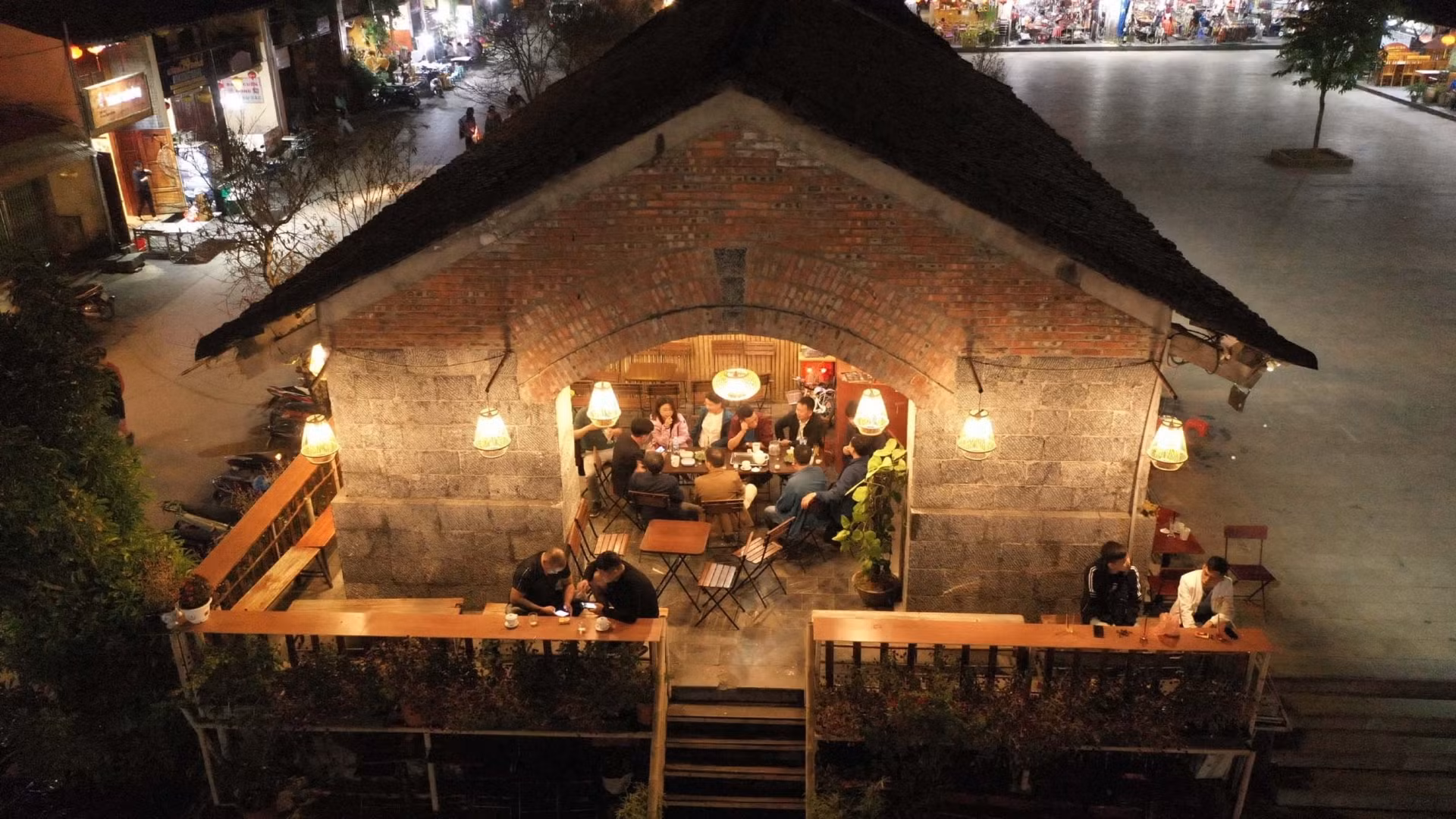 Đêm ở phố cổ Đồng Văn ảnh 3