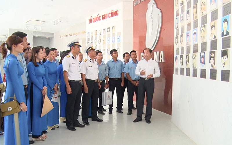 Vinh quang đời đời những người giữ biển ảnh 2 Vinh quang đời đời những người giữ biển -0
