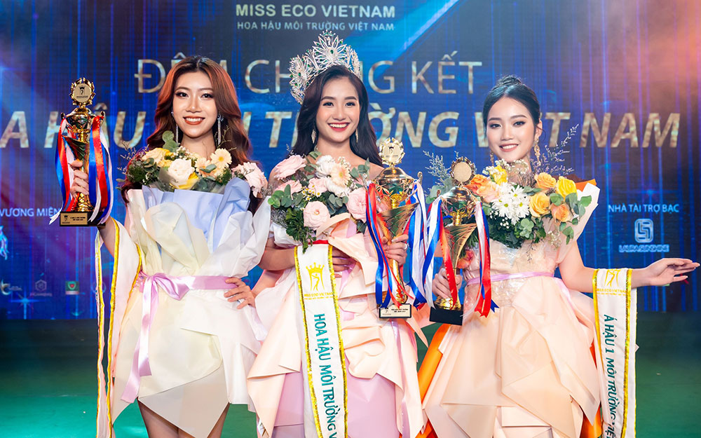 Nữ sinh quê Bến Tre Nguyễn Thanh Hà xuất sắc đăng quang Hoa hậu Môi trường Việt Nam -0