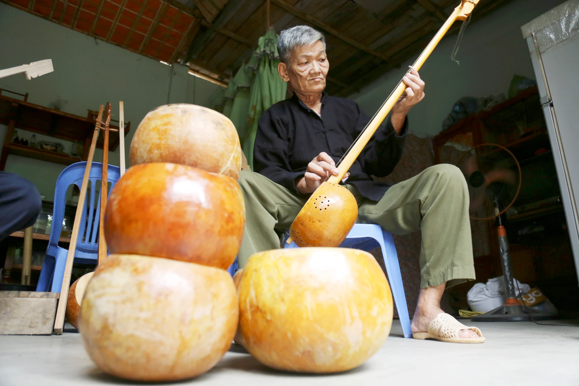 Gặp nghệ nhân chế tác tính tẩu