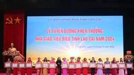 Tuyên dương, khen thưởng nhà giáo tiêu biểu tỉnh Lào Cai